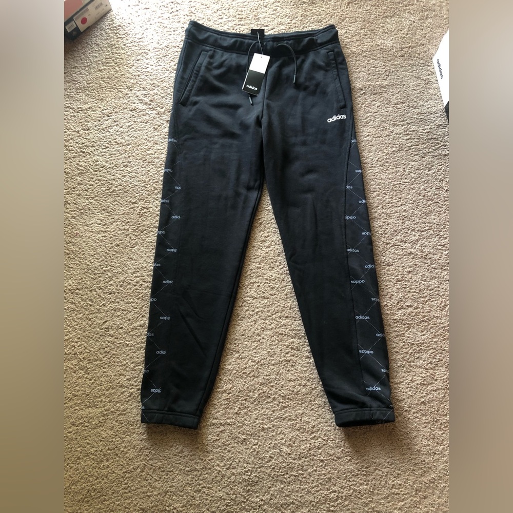NWT Adidas Women Core Fav TP size Small